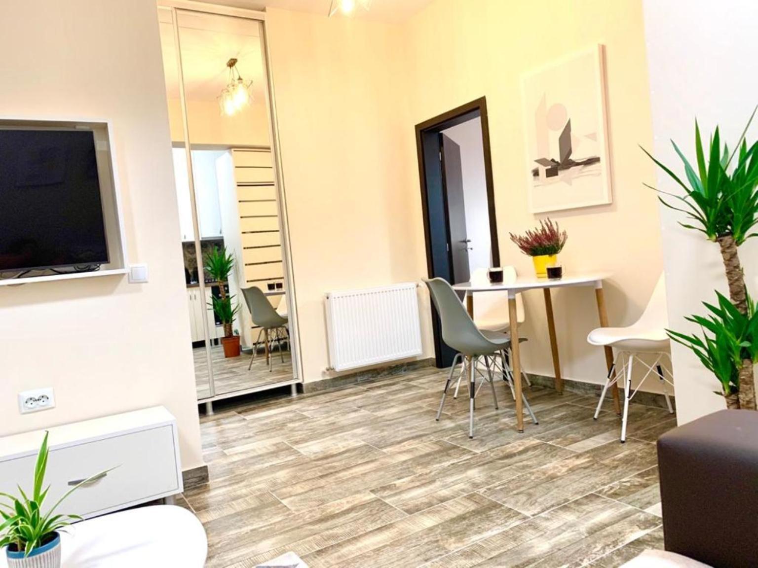 Cityscape Apartment Near Palas Mall Jassy Zewnętrze zdjęcie
